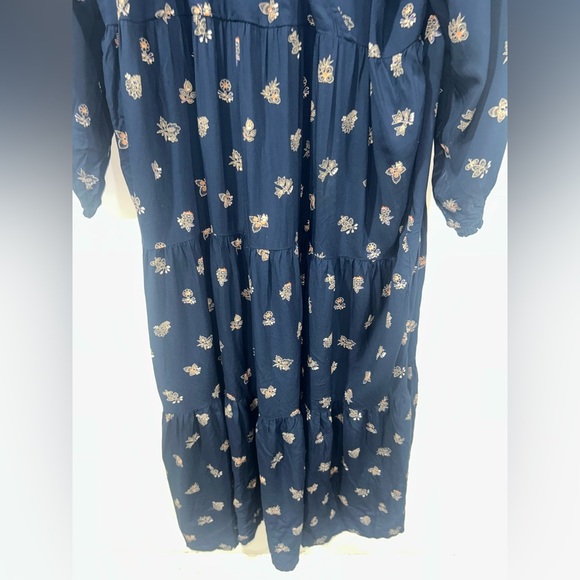 Madewell Plus Challis Midi Dress in Deep Indigo Floral - Picture 5 of 12